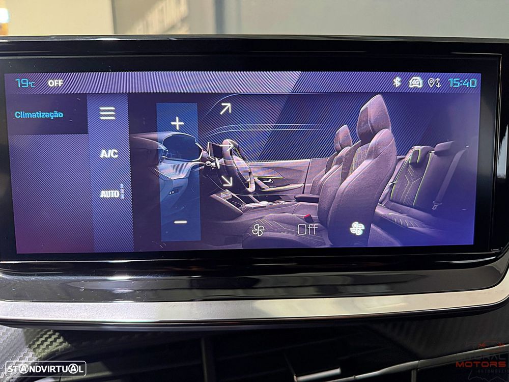 Peugeot 2008 1.2 PureTech Allure Pack - 30