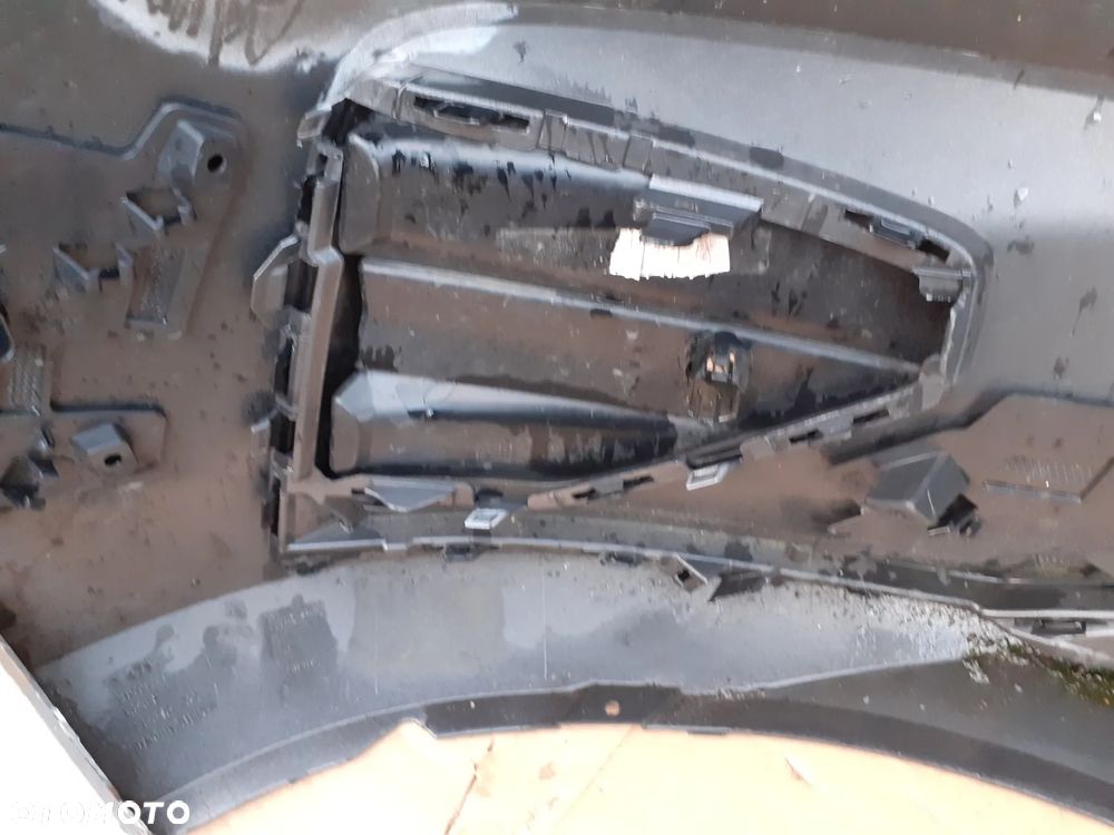 prz Volvo V60II S60 III 18-24r 31690530 R-Design - 9