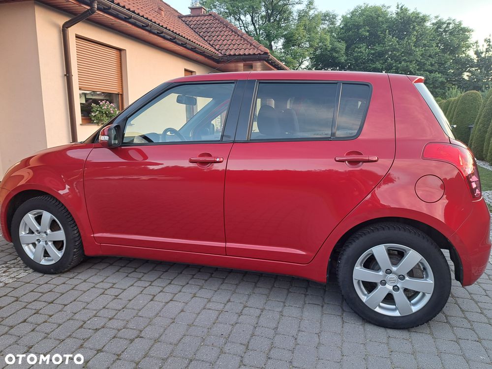Suzuki Swift 1.3 Comfort dance - 16