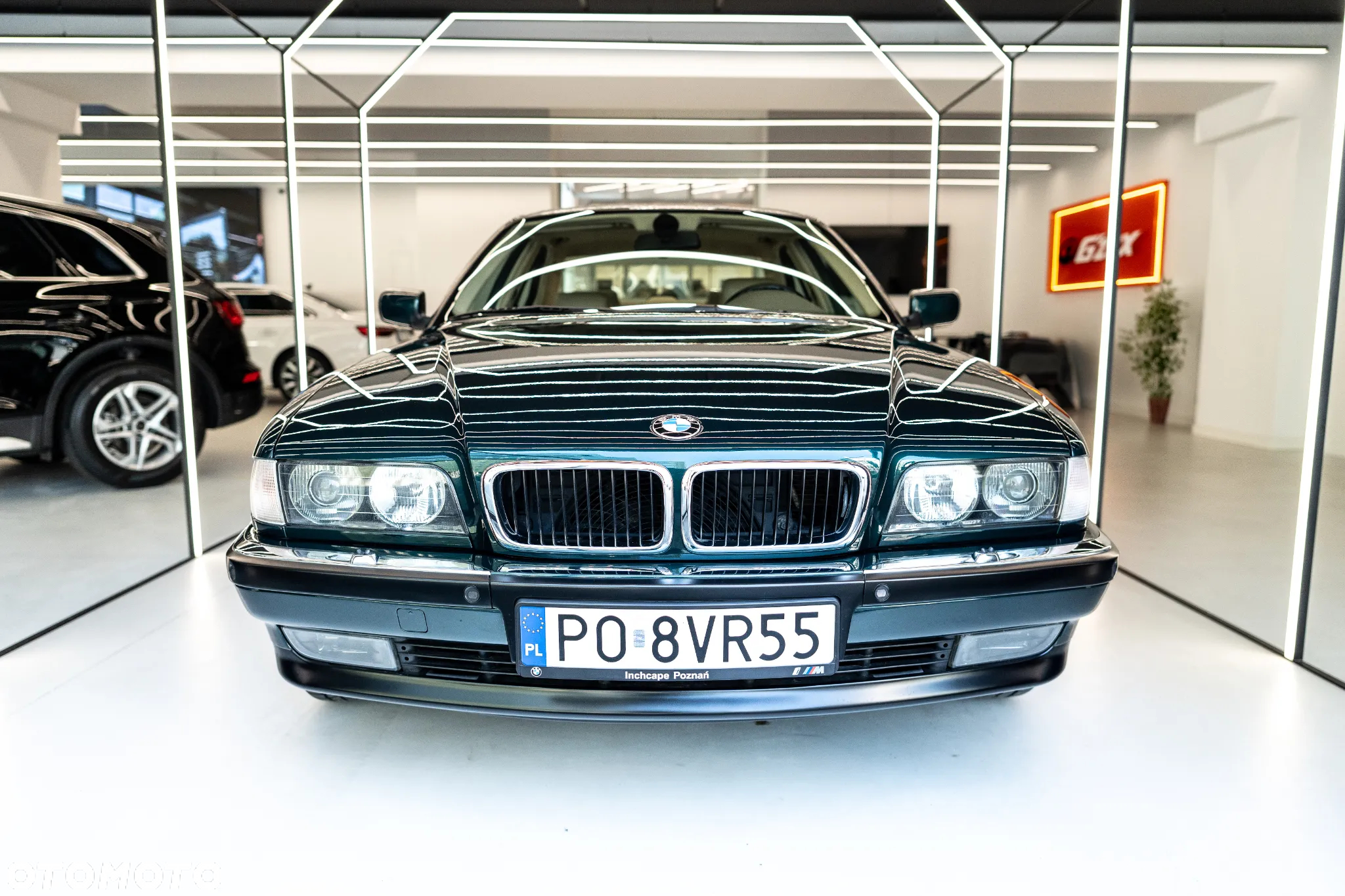 BMW Seria 7 735i - 10
