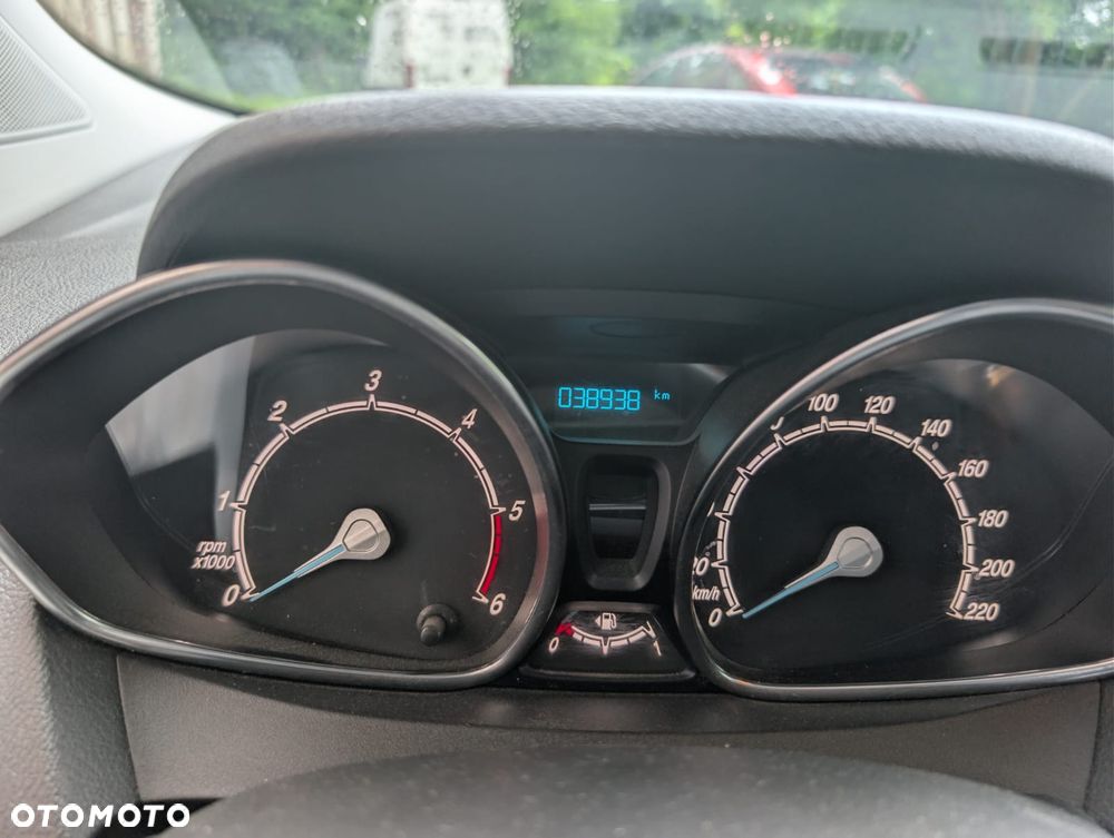 Ford Tourneo Courier 1.5 TDCi Trend - 3