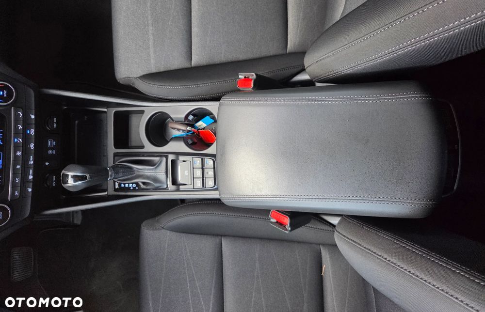 Hyundai Tucson blue 1.6 CRDi 2WD DCT Premium - 26