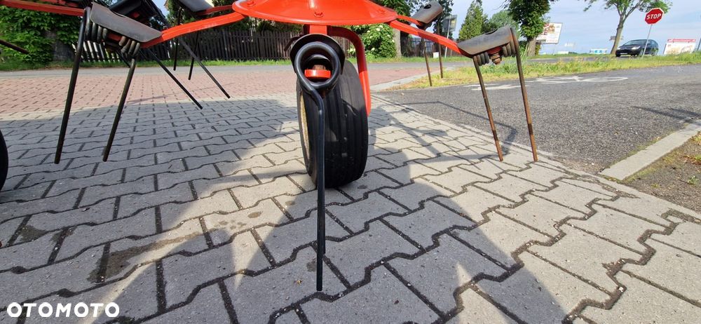 Kuhn GF 6502 6-cio karuzelowa 6,5M Pierwszy właściciel Jak nowa - 8