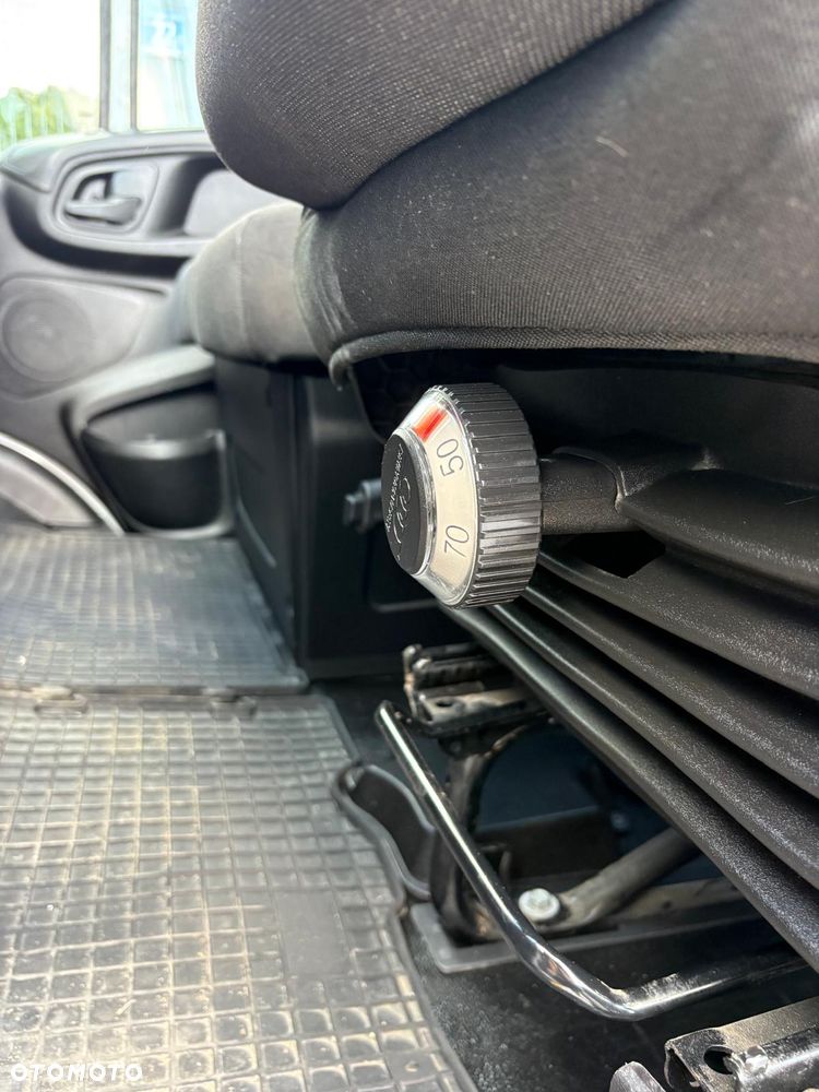 Iveco Daily 35C180 3.0 180 km Manual rozstaw 3.45 - 9