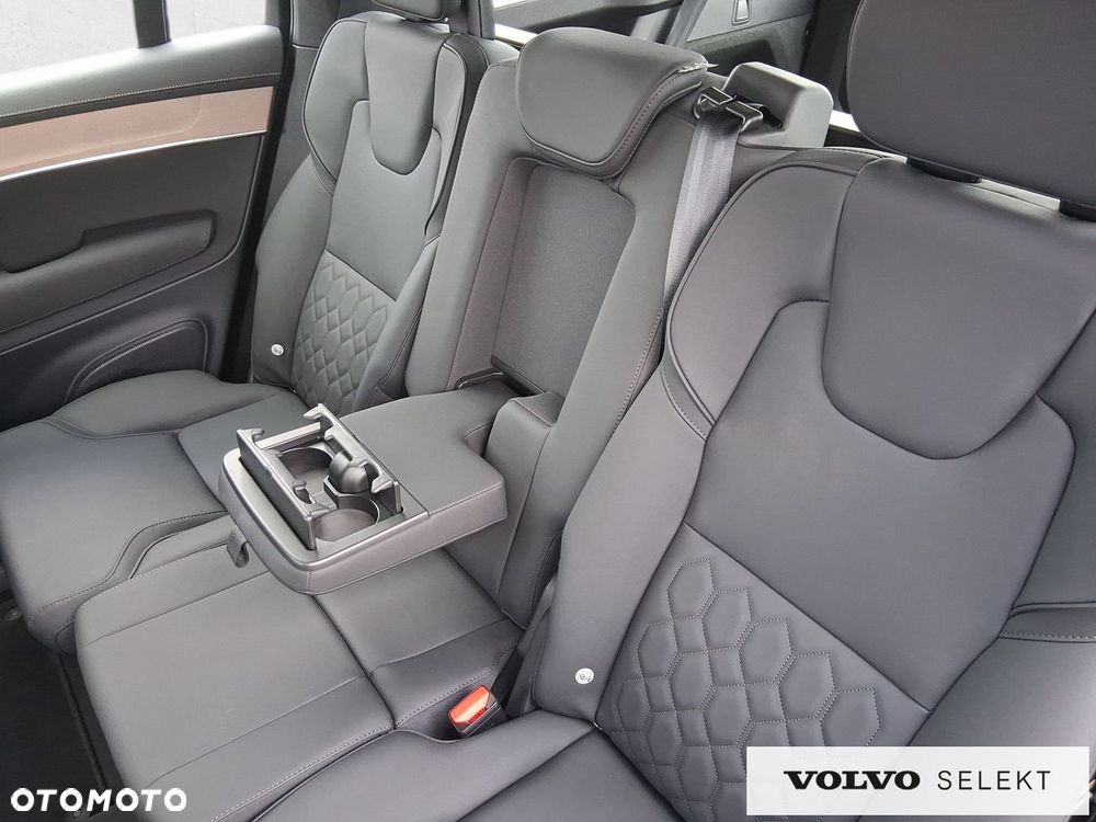 Volvo XC 90 - 18