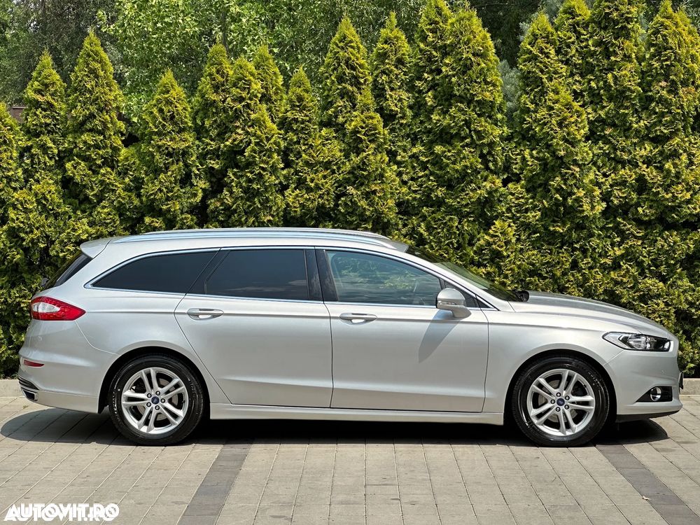 Ford Mondeo - 10