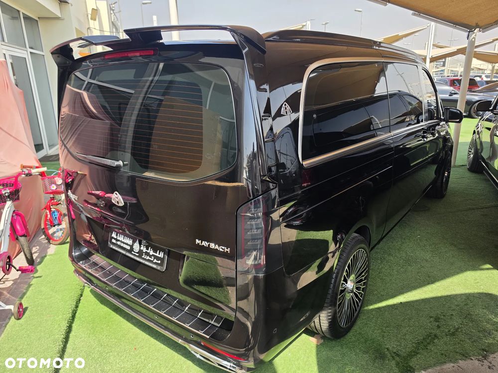 Mercedes-Benz Klasa V 300 extralang 9G-TRONIC Special Edition Avantgarde - 32
