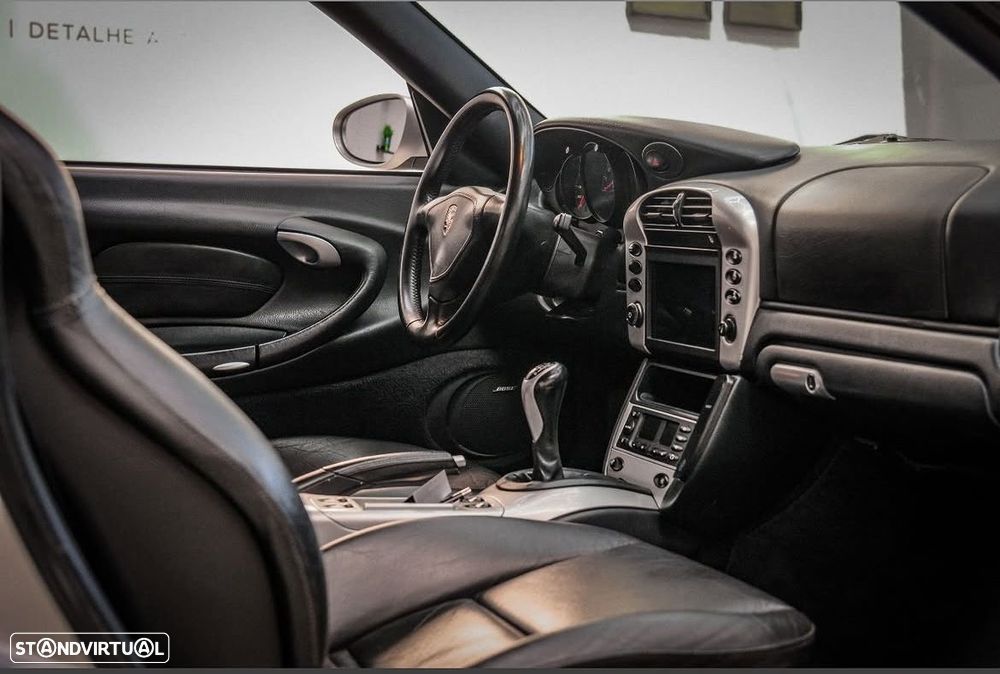 Porsche 911 (996) - 2