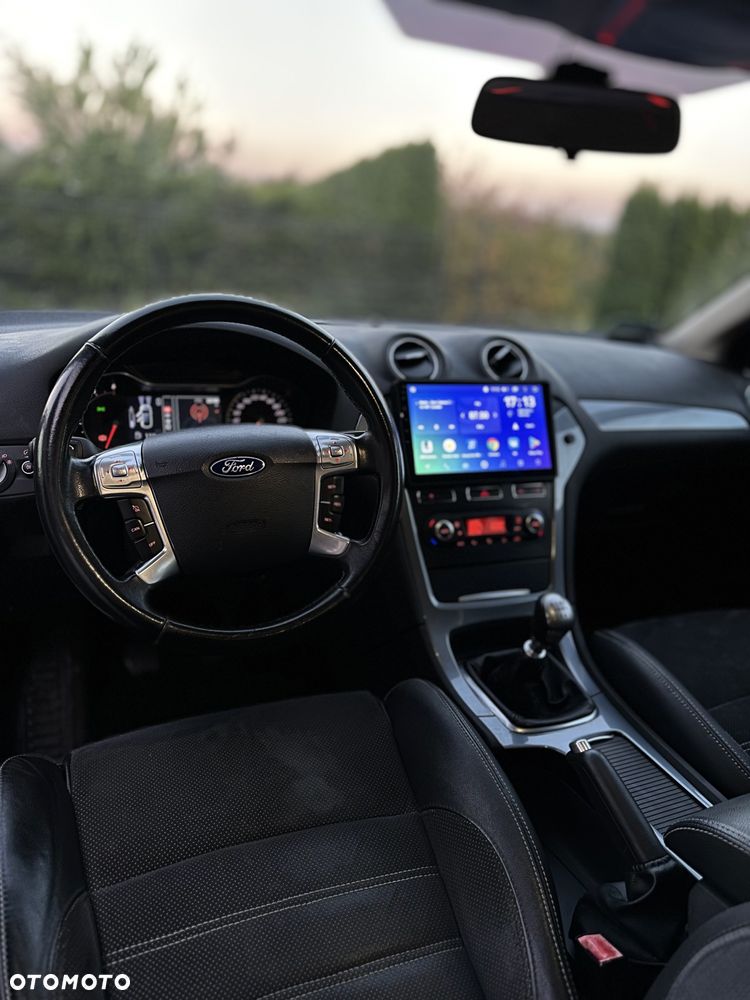 Ford Mondeo - 19