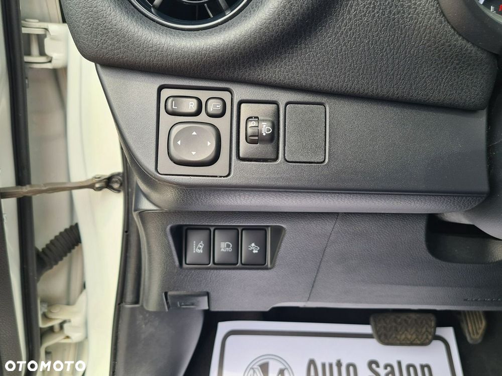 Toyota Yaris Hybrid 100 Premium - 20
