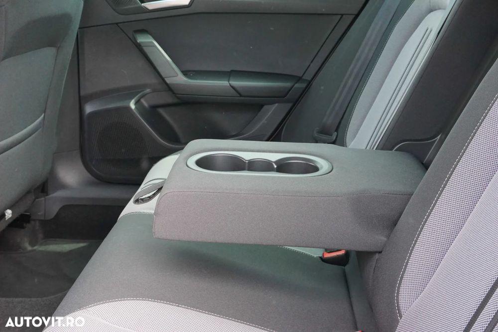 Seat Leon ST 2.0 TDI DSG7 Style - 27