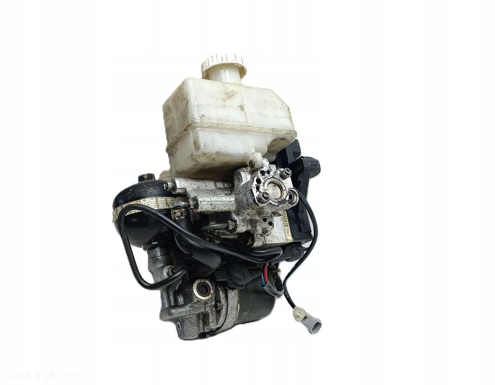 POMPA HAMULCOWA SERWO MITSUBISHI PAJERO III 3.2 DI-D 00 - 2