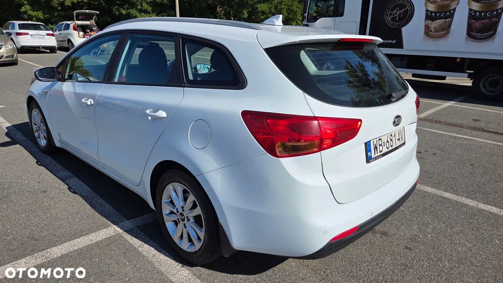 Kia Ceed 1.6 CRDi M - 3