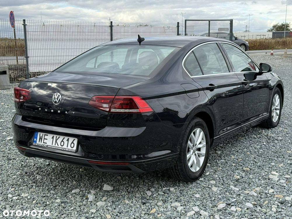 Volkswagen Passat 2.0 TDI EVO Business DSG - 9