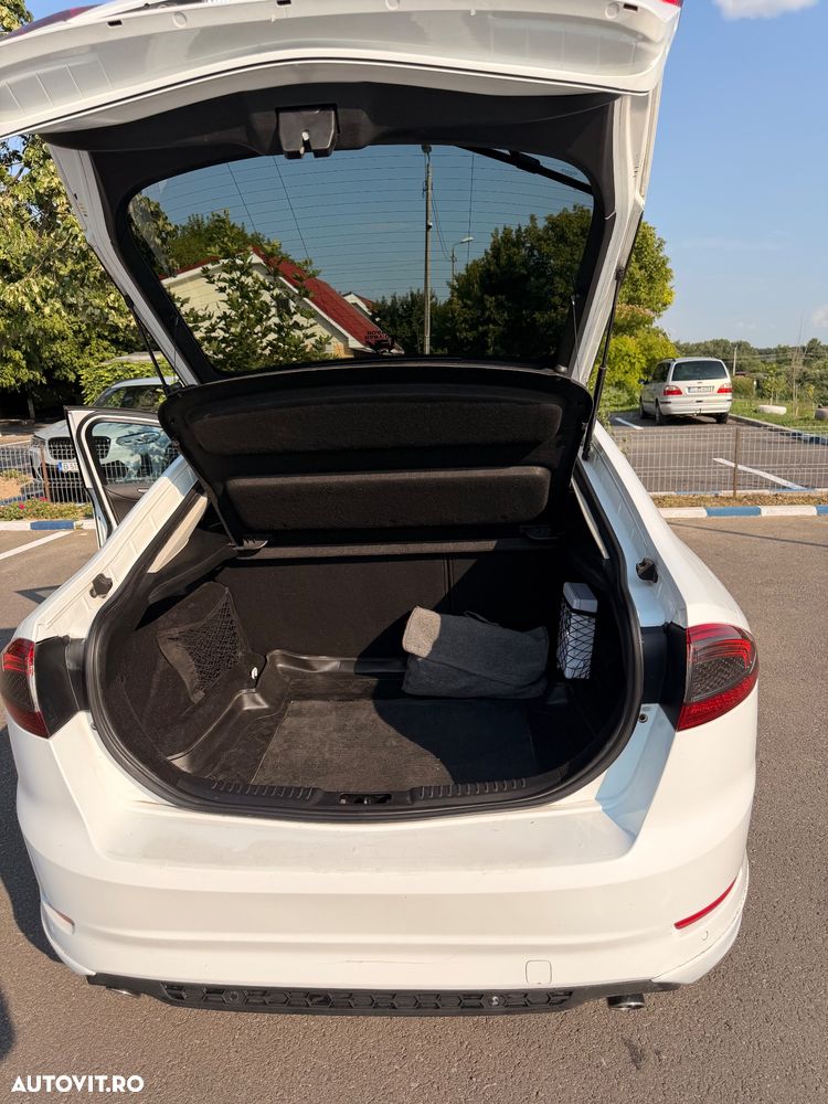 Ford Mondeo - 9