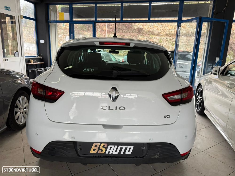 Renault Clio dCi 90 Dynamique - 8
