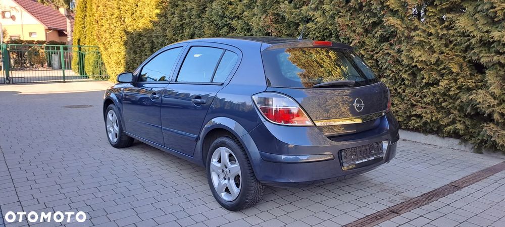 Opel Astra 1.6 - 4
