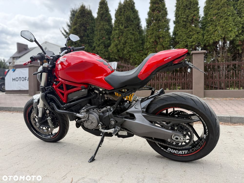 Ducati Monster - 19