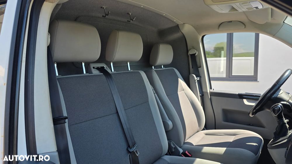 Volkswagen Transporter - 14