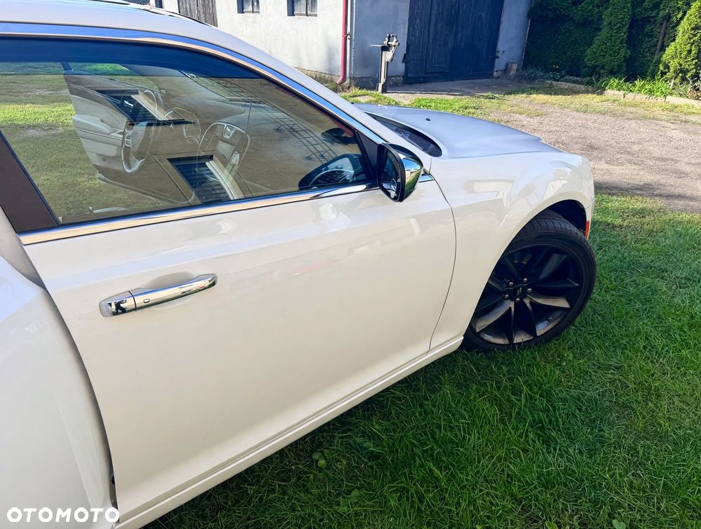 Chrysler 300 - 10