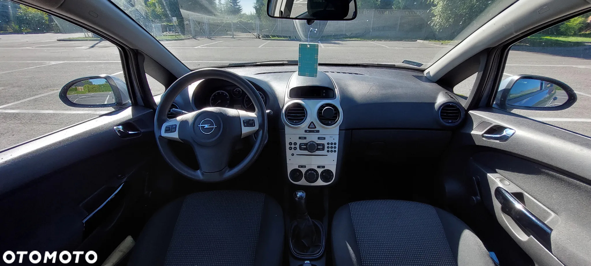 Opel Corsa - 10
