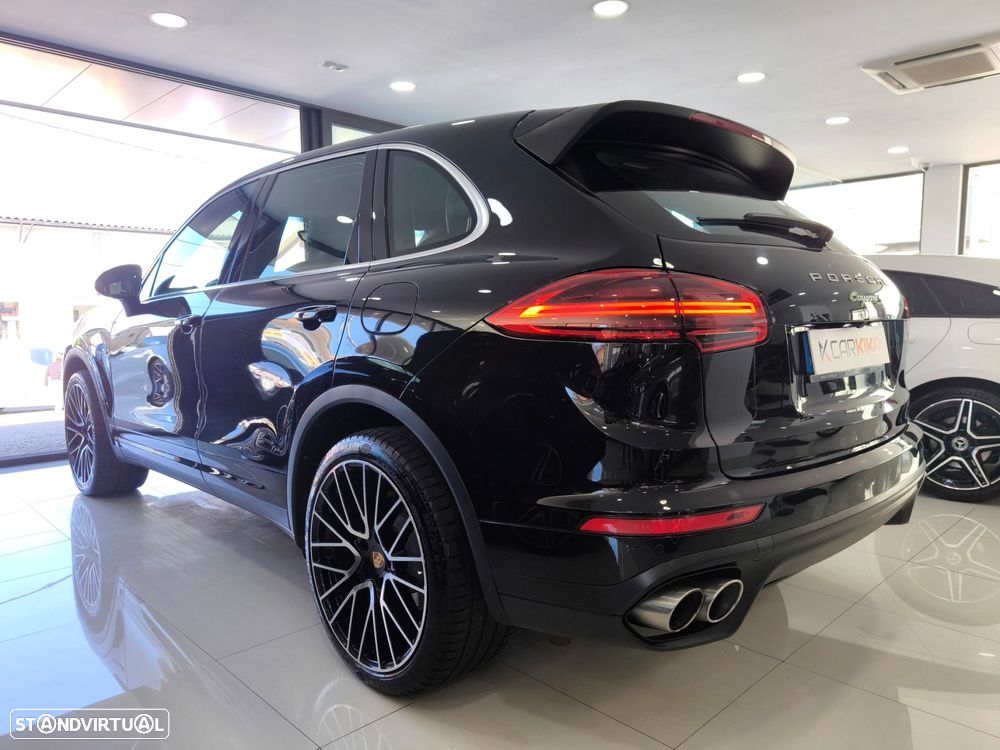 Porsche Cayenne S E-Hybrid - 5