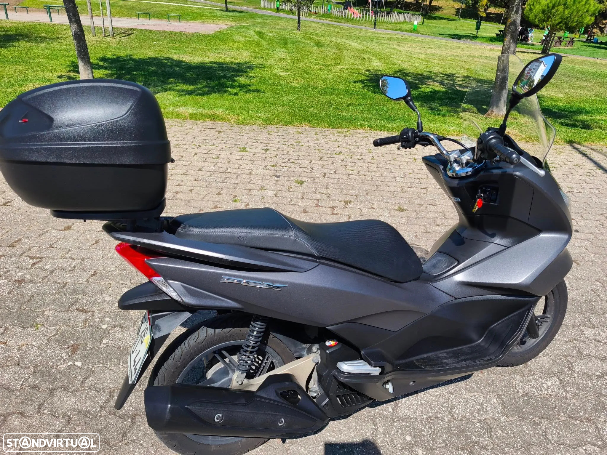 Honda PCX125 reservada - 12
