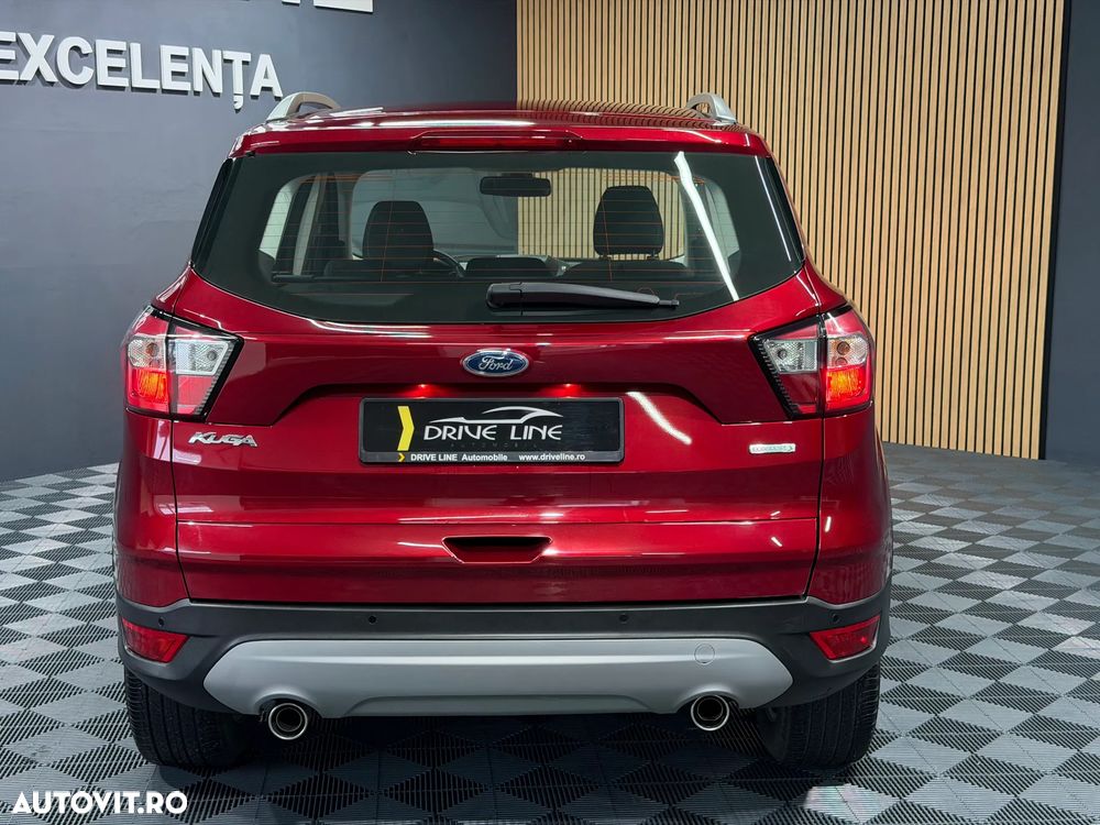 Ford Kuga 1.5 EcoBoost 4WD Aut. Titanium - 6