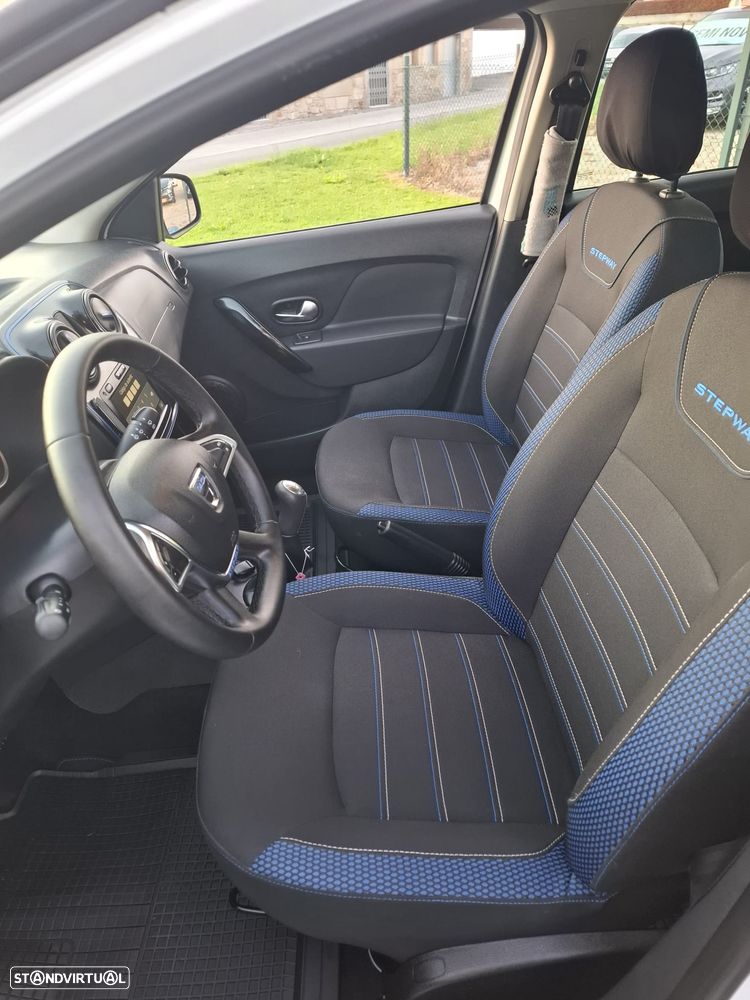 Dacia Sandero 1.0 TCe Stepway - 8