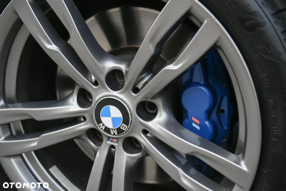 BMW Seria 3 320d M Sport - 13