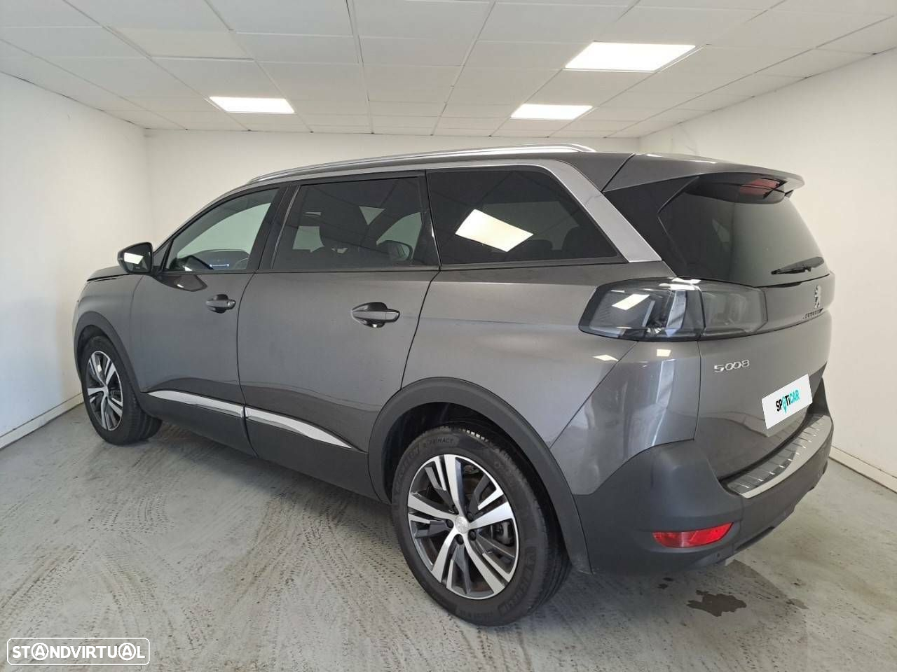 Peugeot 5008 1.5 BlueHDi Allure Pack EAT8 - 5