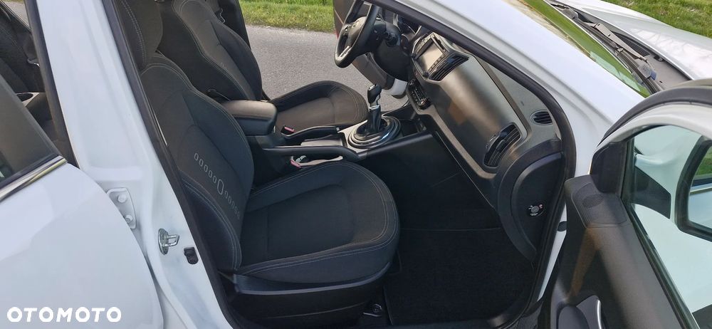 Kia Sportage 2,0 CRDI 2WD Vision - 20