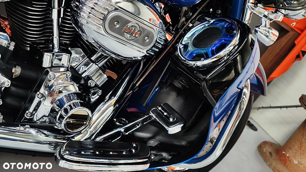 Harley-Davidson Touring Ultra Limited - 21