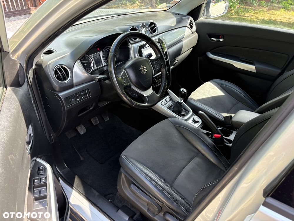 Suzuki Vitara 1.6 DDiS (4x4) Allgrip Comfort+ - 11
