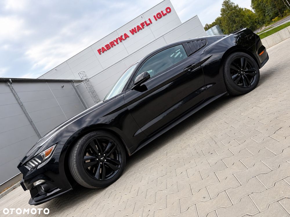Ford Mustang - 11