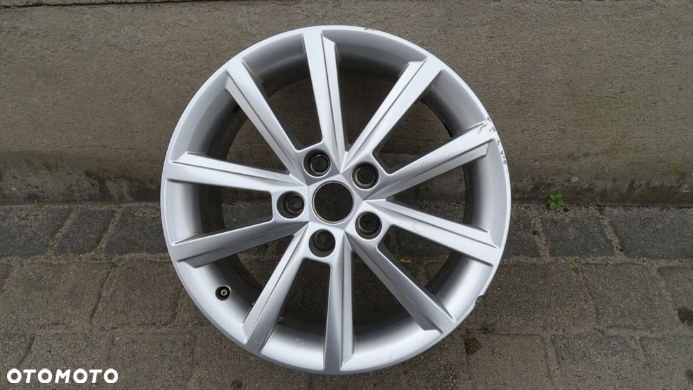 SKODA OCTAVIA III 5E0 7Jx17H2 ET49 5X112 - felga - 1