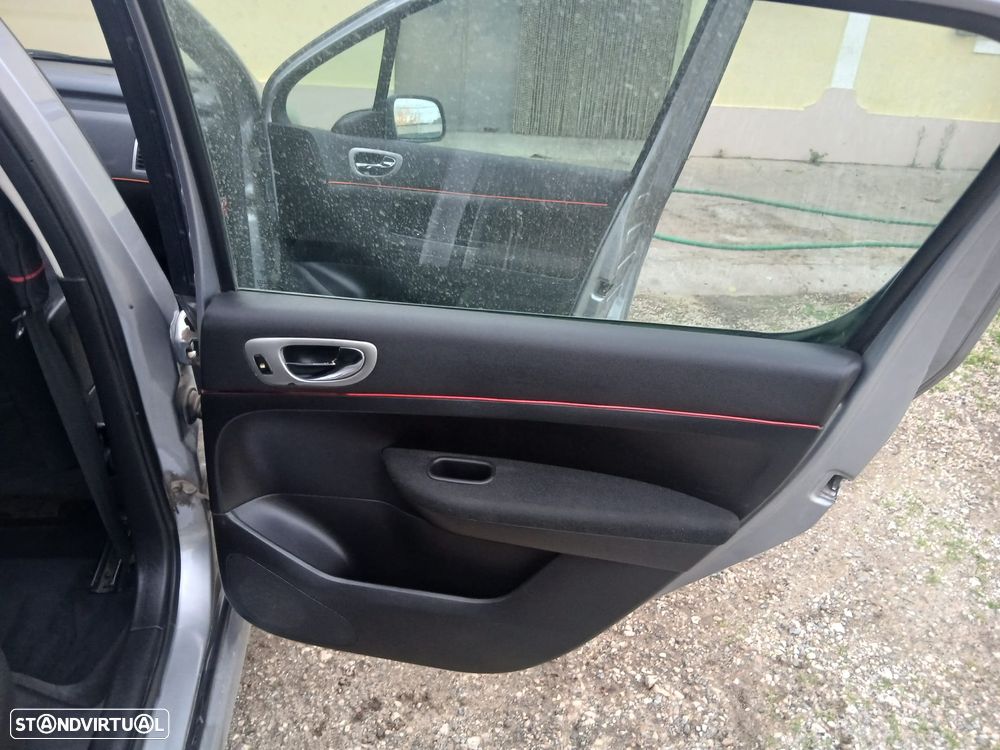 Peugeot 307 1.4 HDi XS Premium - 15