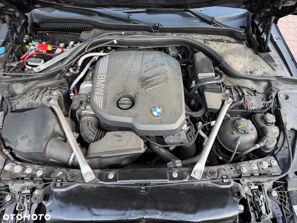 BMW Seria 5 520d xDrive mHEV M Sport - 28