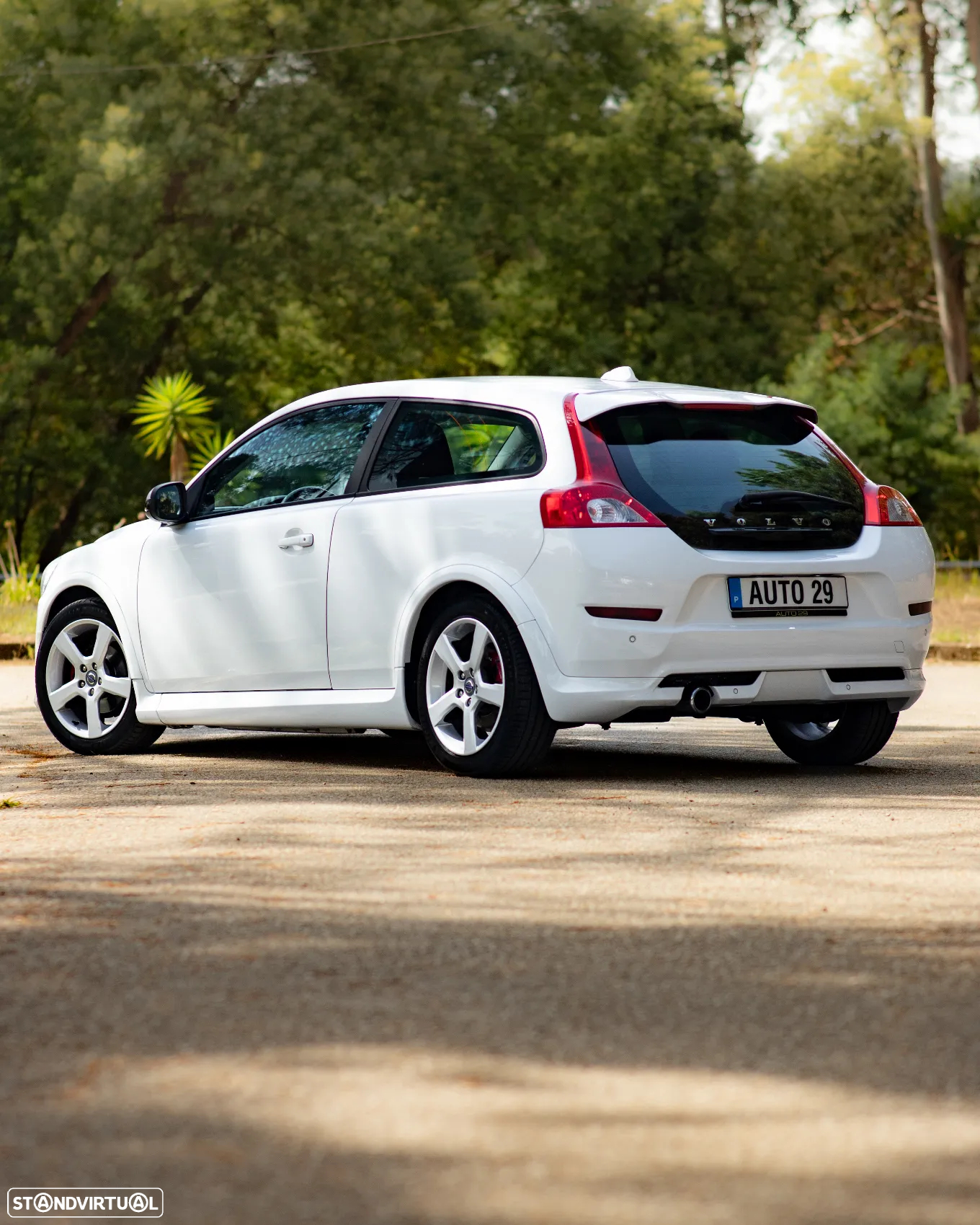 Volvo C30 1.6 D Drive 99g R-Design Start/Stop - 4