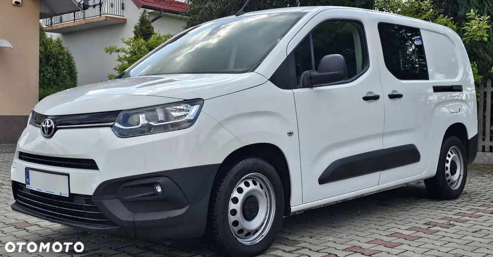 Toyota ProAce Kombi 1.5 D-4D Medium 2,6t - 13