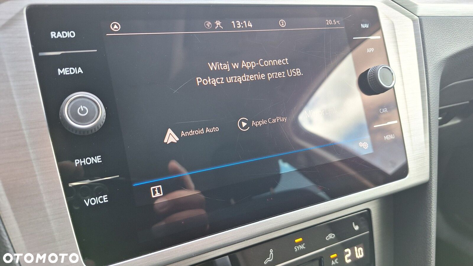 Volkswagen Passat - 29