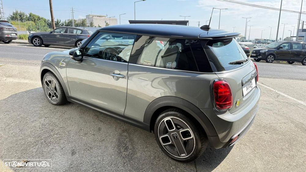 MINI 3 Portas Cooper SE Yours — fotografia 3