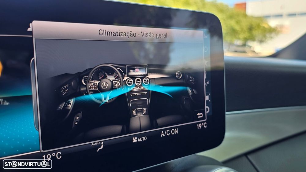 Mercedes-Benz C 220 d Coupe 9G-TRONIC AMG Line - 36