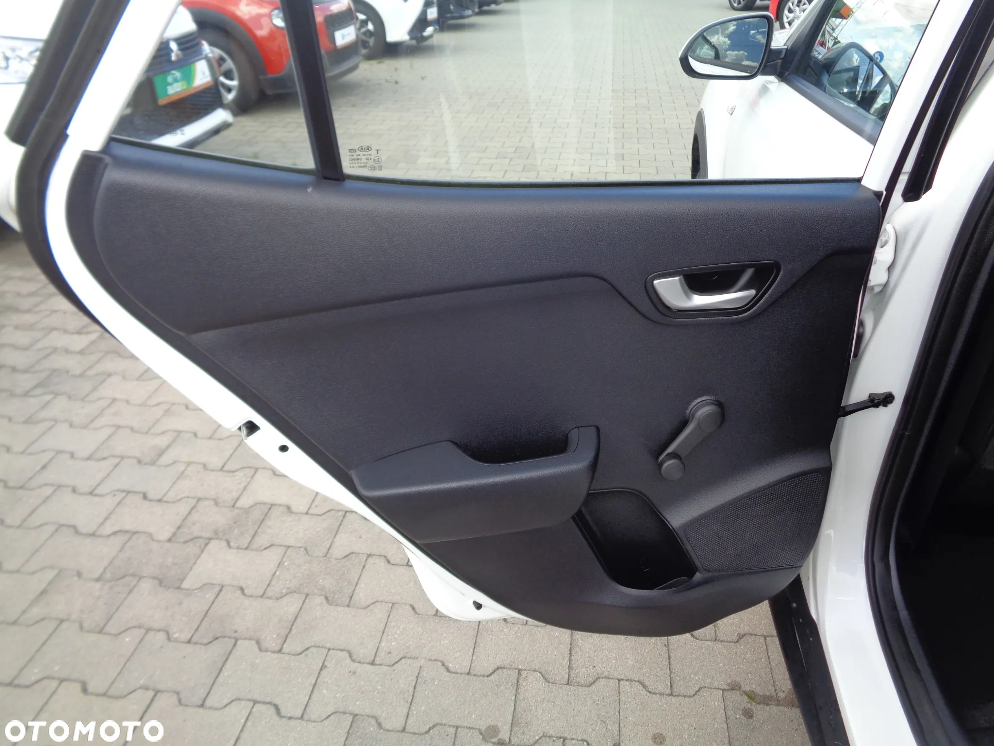 Kia Stonic 1.2 M - 17