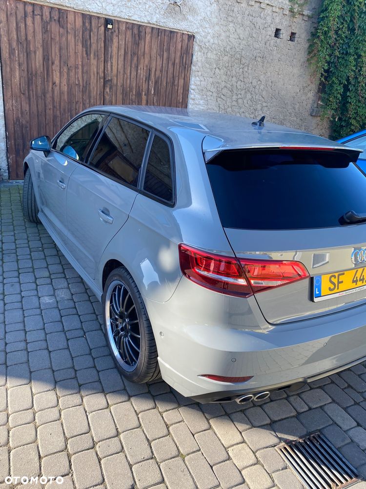 Audi A3 Sportback - 4