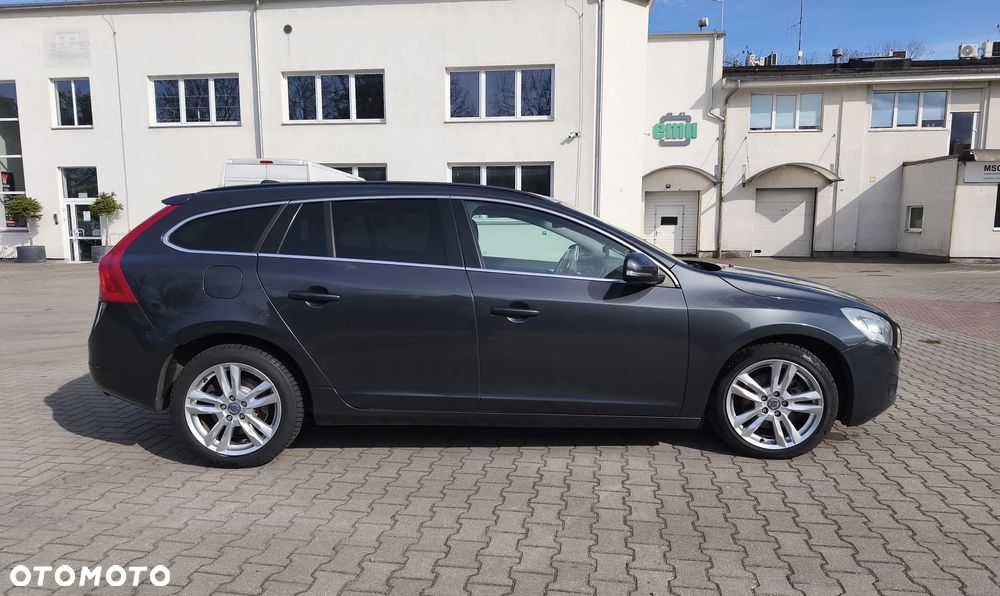 Volvo V60 - 10