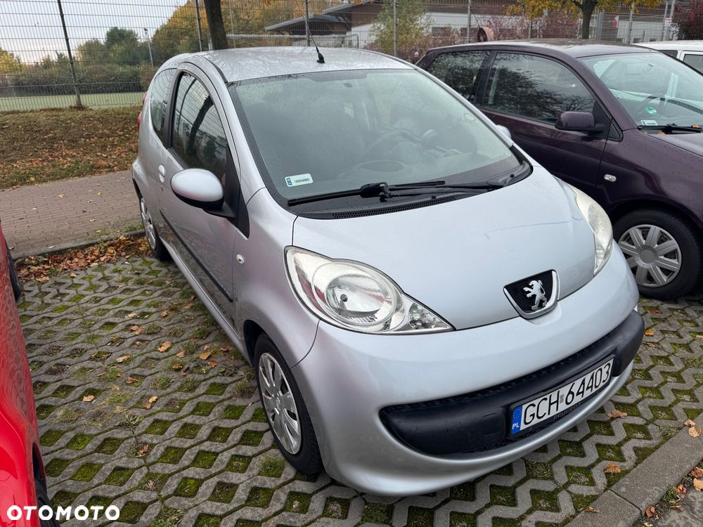 Peugeot 107 1.0 Trendy 2-Tronic - 1