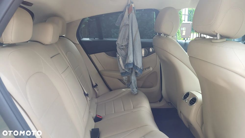 Mercedes-Benz GLC 220 d 4-Matic - 13