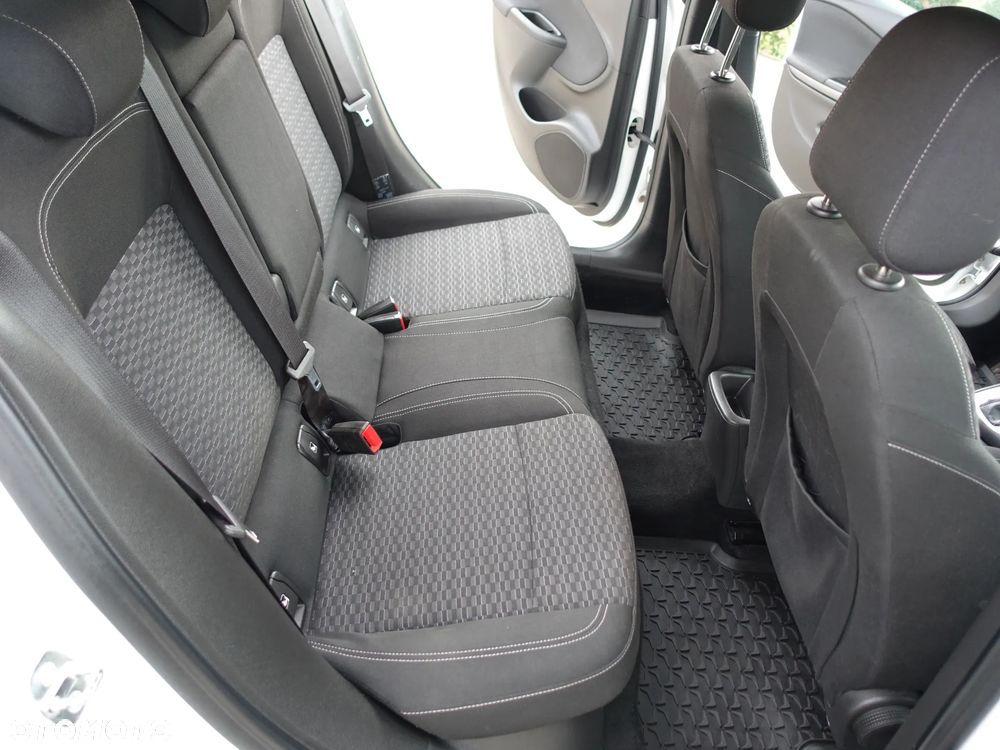 Opel Astra - 14