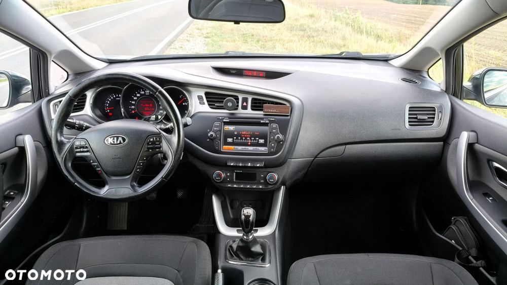Kia Ceed 1.6 GDI L - 5